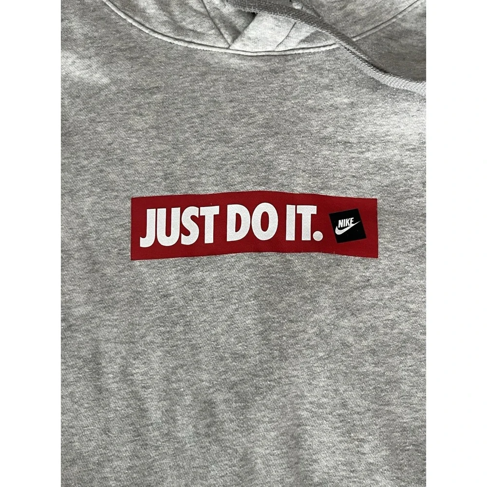 Nike men sportswear